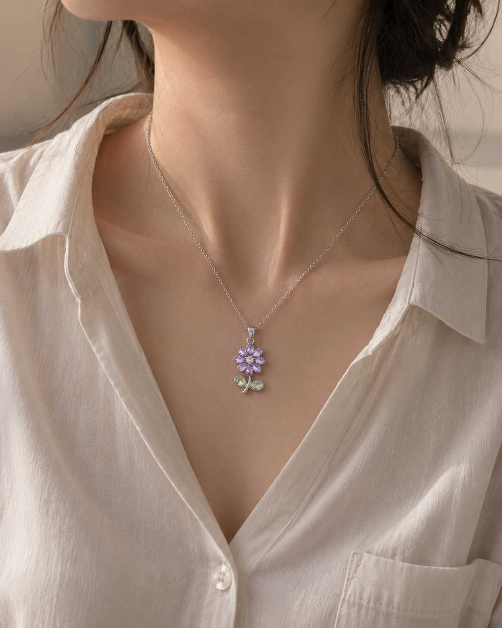 Everlasting flower necklace