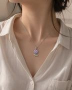 Everlasting flower necklace