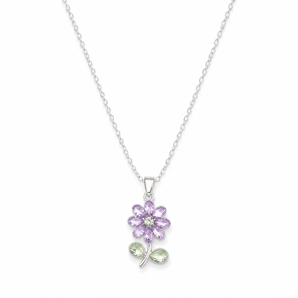 Everlasting flower necklace