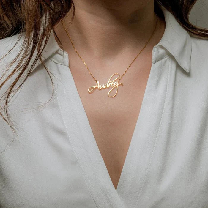 Everlasting Gold Plated Curlicue Name Necklace